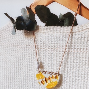 Colier Soare handmade din argilă - bijuterii - coliere - coliere cu pandantive - Artynos.ro