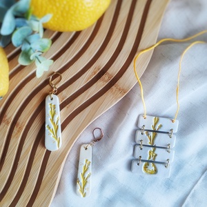 Set Yellow Garden handmade cu cercei și medalion din argilă - bijuterii - seturi de bijuterii - Artynos.ro
