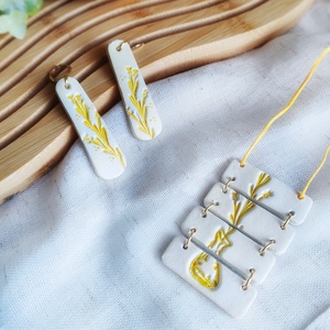 Set Yellow Garden handmade cu cercei si medalion din argila, Bijuterii, Seturi de bijuterii, Sculptura, Lucrare cu argila, ARTYNOS