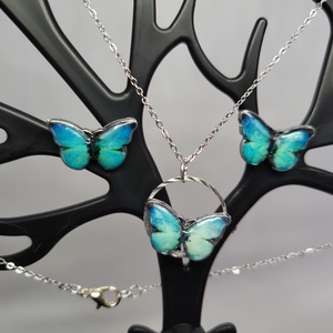 Set cercei si pandantiv - bijuterii - seturi de bijuterii - Artynos.ro