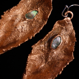 Cercei cupru Frunze de Mur - bijuterii - cercei - cercei lungi - Artynos.ro