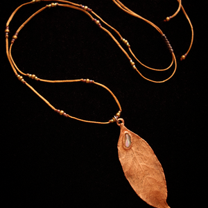 Pandantiv cupru Dafin - bijuterii - coliere - coliere cu pandative - Artynos.ro