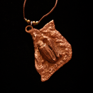 Pandantiv cupru Gândăcei - bijuterii - coliere - coliere cu pandative - Artynos.ro