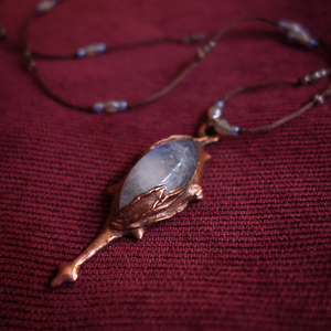 Colier Piatra Lunii - bijuterii - coliere - coliere cu pandative - Artynos.ro