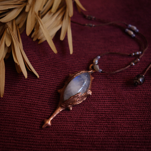 Colier Piatra Lunii - Artynos.ro