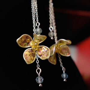 Cercei florali cu Acvamarin - bijuterii - cercei - cercei lungi - Artynos.ro