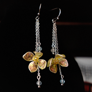 Cercei florali cu Acvamarin - Artynos.ro