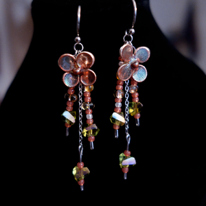 Cercei florali Chrome - bijuterii - cercei - cercei lungi - Artynos.ro