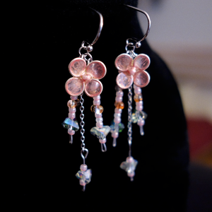 Cercei florali Corai - bijuterii - cercei - cercei lungi - Artynos.ro