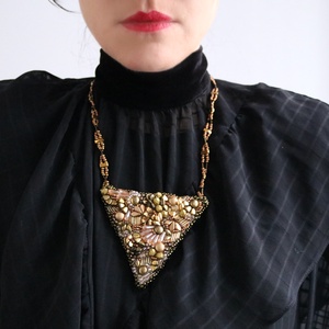 Colier statement din margele din sticla si hematit, Bijuterii, Coliere, Coliere brodate, Cusatura, ARTYNOS