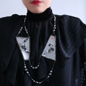 Colier statement argintiu, Bijuterii, Coliere, Coliere din margele, Broderie, Cusatura, ARTYNOS