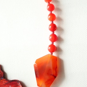 Colier cu fluture și hibiscus - bijuterii - coliere - coliere cu pandative - Artynos.ro