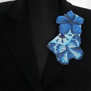 Brosa fluture si floare, Bijuterii, Brose, ,  **Velvet Metamorphosis**

Am adaugat o noua piesa in colectie – o brosa delicata, dar cu personali..., ARTYNOS