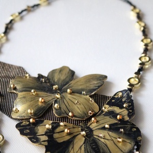 Colier Statement Fluture Hibiscus - bijuterii - coliere - coliere din mărgele - Artynos.ro