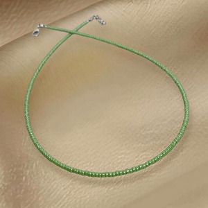 Colier minimalist din margelute japoneze de culoare verde menta. - Artynos.ro