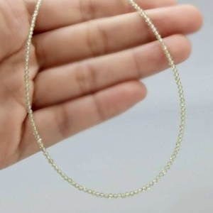 Colier minimalist din peridot - zodia Leu - bijuterii - coliere - coliere din mărgele - Artynos.ro Colier minimalist din peridot - zodia Leu - bijuterii - coliere - coliere din mărgele - Artynos.ro