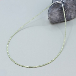 Colier minimalist din peridot - zodia Leu - bijuterii - coliere - coliere din mărgele - Artynos.ro Colier minimalist din peridot - zodia Leu - bijuterii - coliere - coliere din mărgele - Artynos.ro
