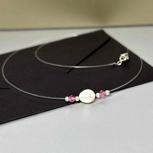 Colier minimalist din perla de cultura pe fir transparent. - bijuterii - coliere - coliere din mărgele - Artynos.ro