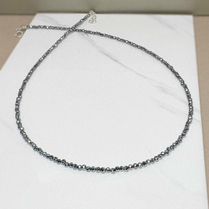 Colier minimalist din terahertz - bijuterii - coliere - coliere din mărgele - Artynos.ro