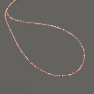 Colier minimalist din piatra soarelui - Sun Aura - bijuterii - coliere - coliere din mărgele - Artynos.ro
