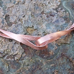 Colier răsucit din cupru -  - Artynos.ro Colier răsucit din cupru -  - Artynos.ro