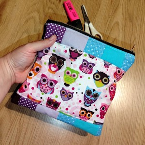 Suport de stilou patchwork bufnita, , , ARTYNOS
