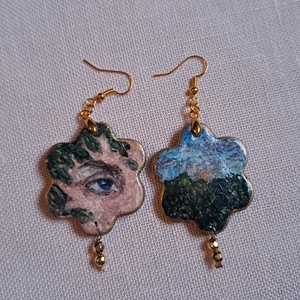 Cercei pictați manual - bijuterii - cercei lungi - Artynos.ro Cercei pictați manual - bijuterii - cercei lungi - Artynos.ro