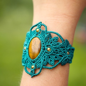Brățară micromacrame boho cu Ochi de Tigru - Beyond being - bijuterii - brățări - brățări din pietre semiprețioase - Artynos.ro