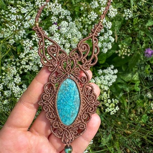 Colier micromacrame boho cu Crysocolla -Summer fades - bijuterii - coliere - coliere din pietre semiprețioase - Artynos.ro