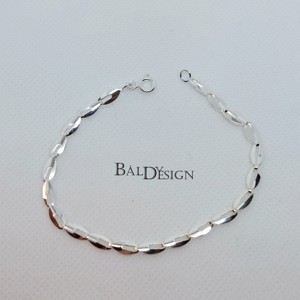 Brățară din argint cu model oval -  - Artynos.ro