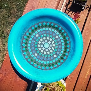 REKREDENC - hrănitor pentru păsări din mozaic realizat manual - poate fi montat pe balustradă (42) - casă & stil de viață - accesorii de grădină - hrănitoare pentru păsări - Artynos.ro