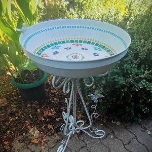 REKREDENC - Adăpătoare mare pentru păsări cu mozaic sau fântână de grădină cu mozaicuri irizate și decorațiuni cu păsări - casă & stil de viață - accesorii de grădină - hrănitoare pentru păsări - Artynos.ro