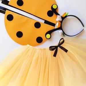 Costum galben de buburuza cu aripi si fusta, Imbracaminte si moda, Costume si masti de carnaval, Costume, Cusatura, ARTYNOS