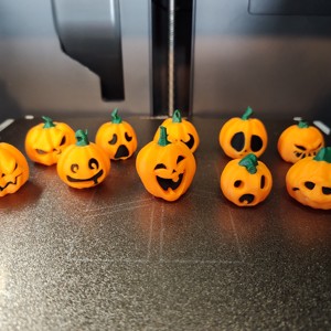 Mini dovlecei pentru decorațiuni de Halloween și de toamnă - casă & stil de viață - decorațiuni de casă - halloween - tot ce ai nevoie de o petrecere! - dovleac de halloween - Artynos.ro