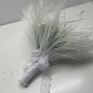Buchet mireasa sau nasa cale albe de sapun cod B44 - accesorii nuntă - buchet mireasă  - Artynos.ro
