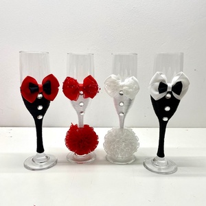 Pahare miri și nași, cod PH6, Accesorii nuntă, Amintiri și cadouri de nuntă, Cadou nuntă, Pahar de nuntă, set de sticlă, Artă de sticlă, ARTYNOS