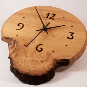 Ceas de perete din lemn, ceas rustic din lemn,  - casă & stil de viață - decorațiuni de casă - decorațiuni de pereți - ceasuri de perete - Artynos.ro