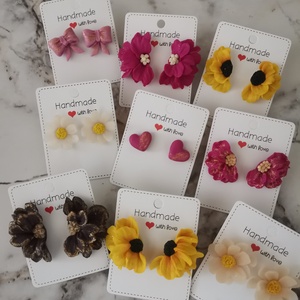 Cercei Flower Magenta - bijuterii - cercei - cercei și ornamente pentru urechi - Artynos.ro