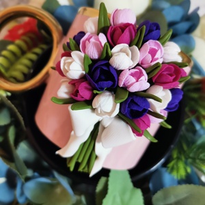 Cana personalizata cu lalele , Craciun, Cadouri de Mos Craciun, Cadouri de Mos Craciun, Plastilina, ARTYNOS