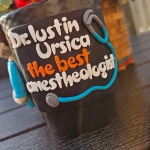 Cana personalizata cu figurina stilizata medic veterinar  - casă & stil de viață - echipamente de bucătărie - accesorii de servire - căni - Artynos.ro