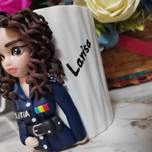 Cana personalizata cu figurina politista - casă & stil de viață - seturi de cadou - Artynos.ro