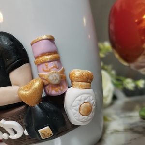 Cana personalizata cu figurina stilizata barbat si accesorii - casă & stil de viață - seturi de cadou - Artynos.ro