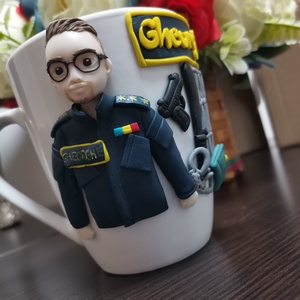 Cana personalizata cu figurina politist - casă & stil de viață - seturi de cadou - Artynos.ro