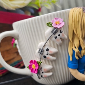 Cană Personalizată cu figurina� Medic Stomatolog ortodont - casă & stil de viață - echipamente de bucătărie - accesorii de servire - căni - Artynos.ro