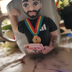 Cana personalizata cu figurina barbat sportiv - casă & stil de viață - seturi de cadou - Artynos.ro