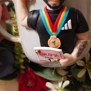 Cana personalizata cu figurina barbat sportiv, Casa & Stil de viata, Seturi de cadou, Altele, Plastilina, ARTYNOS
