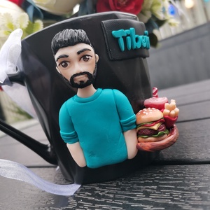 Cana personalizata cu figurina barbat/bucatar/fastfood, Casa & Stil de viata, Seturi de cadou, Altele, Plastilina, ARTYNOS