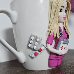 Cana personalizata cu figurina 3d pentru asistenta  - casă & stil de viață - seturi de cadou - Artynos.ro