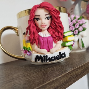 Cana personalizata cu figurina 3d profesoara/invatatoare  - casă & stil de viață - seturi de cadou - Artynos.ro