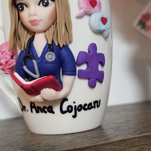 Cana personalizata cu figurina 3d medic psiholog  - casă & stil de viață - seturi de cadou - Artynos.ro
